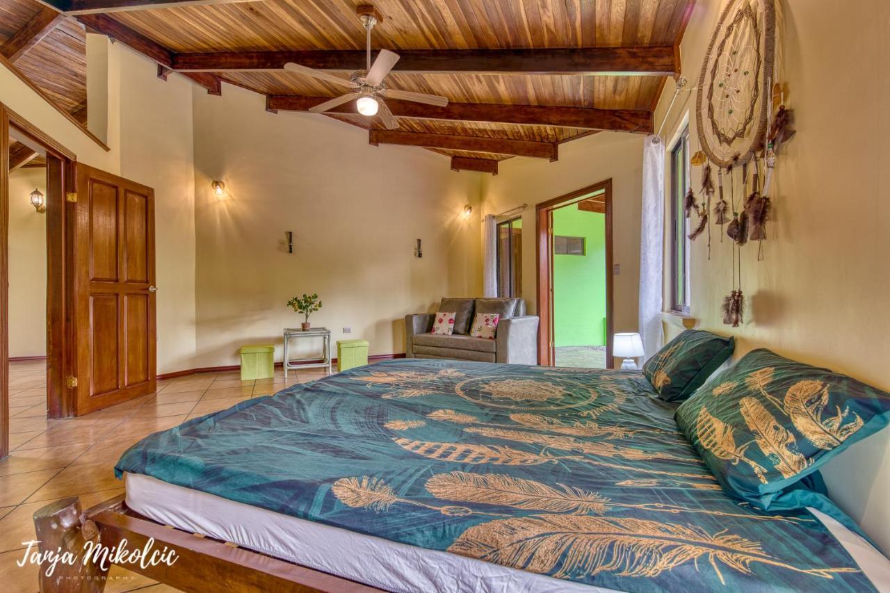 Casa Verde Puerto Viejo de Talamanca ภายนอก รูปภาพ
