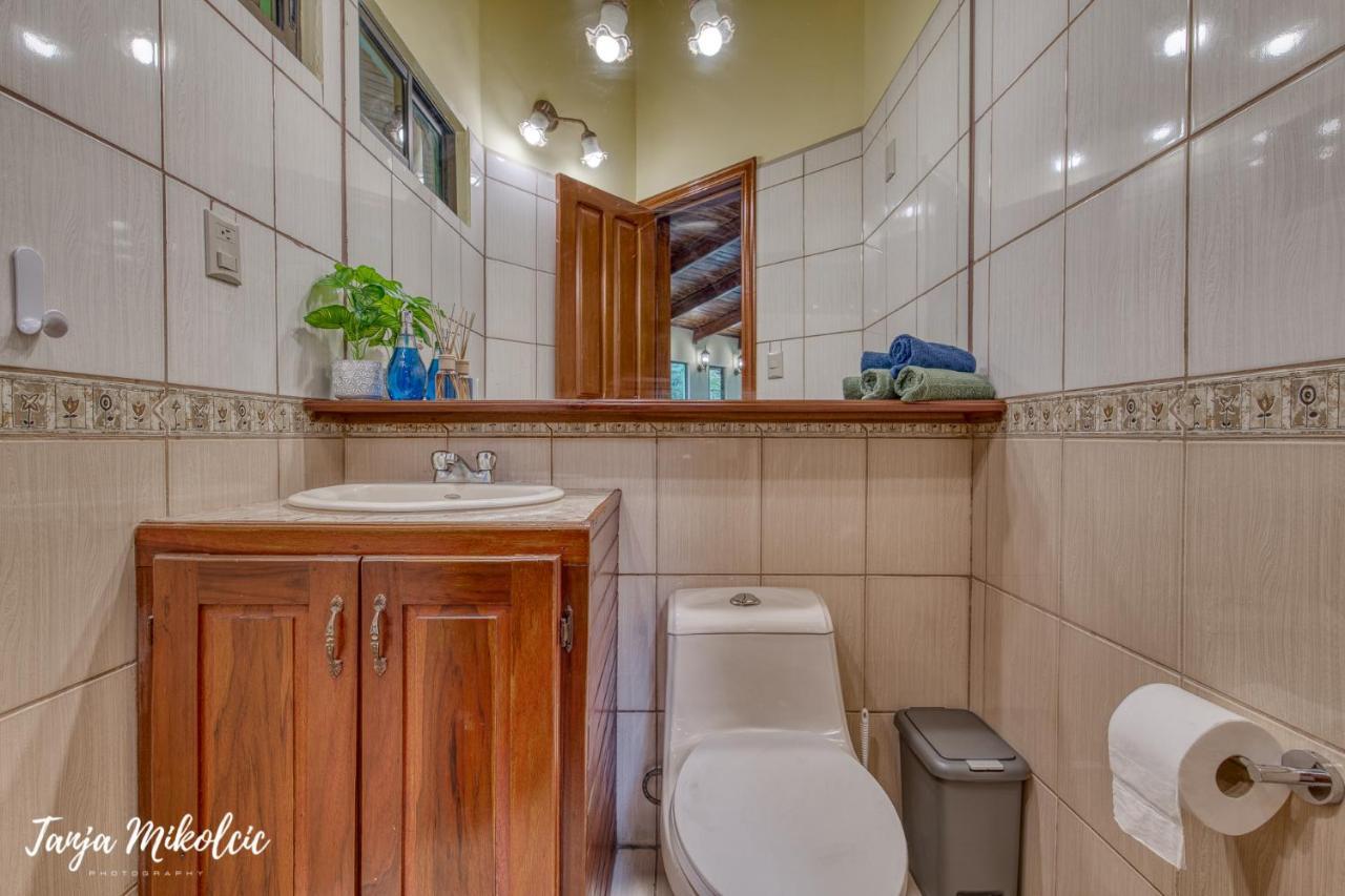 Casa Verde Puerto Viejo de Talamanca ภายนอก รูปภาพ