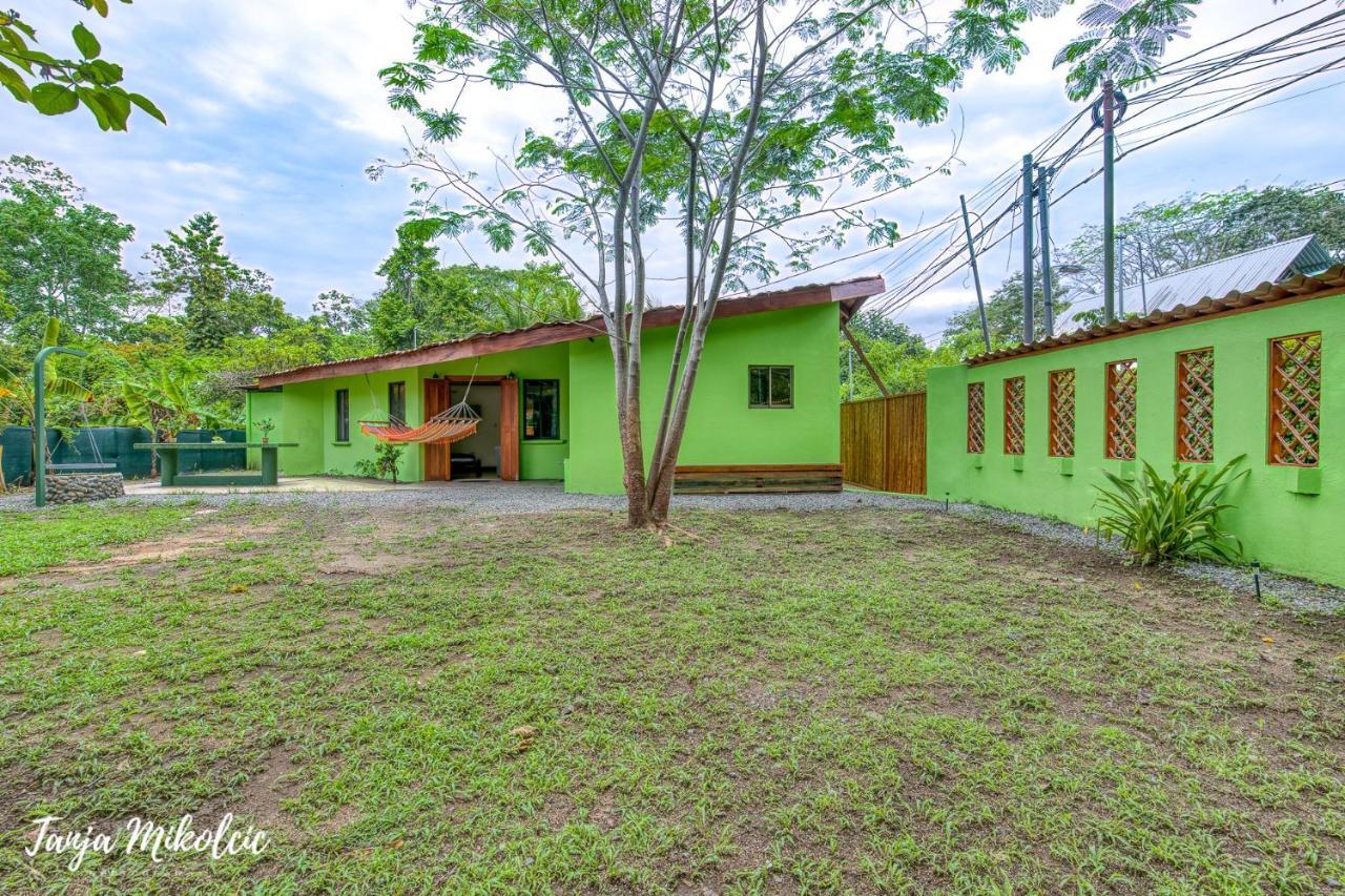 Casa Verde Puerto Viejo de Talamanca ภายนอก รูปภาพ